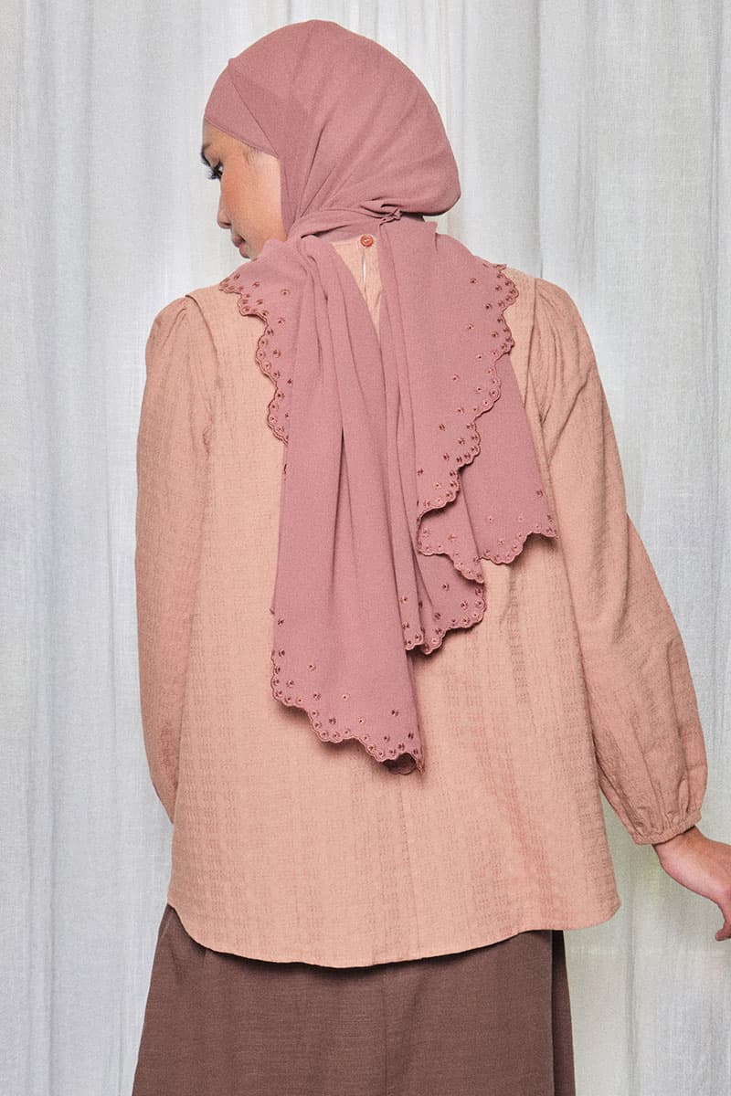 Linayah Flared Blouse - Praline - Image 4
