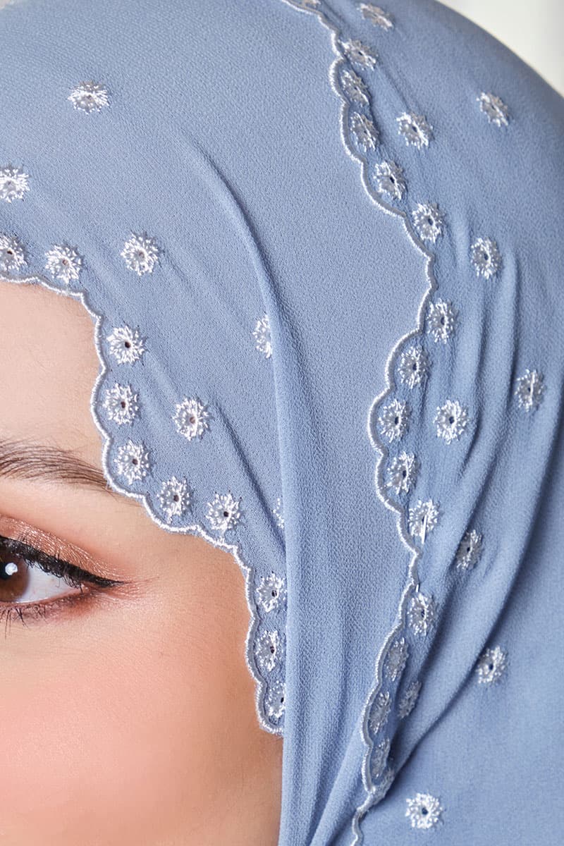 Aleandra Embroidered Scallop Headscarf - Blue Bell/White - Image 3