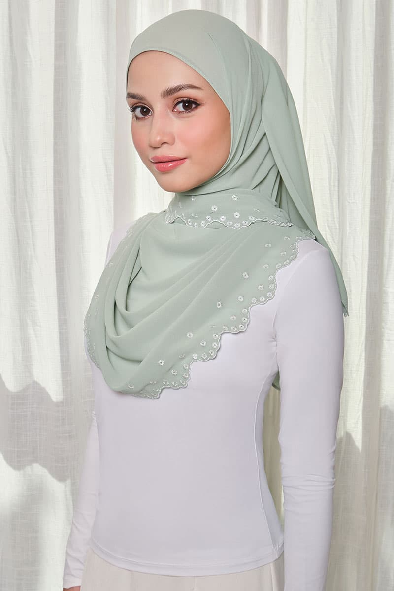 Aleandra Embroidered Scallop Headscarf - Seafoam/White - Image 2