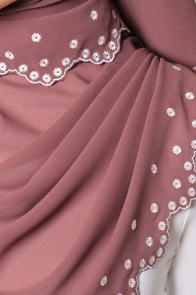 Aleandra Embroidered Scallop Headscarf - Dusty Cedar/White - Image 3