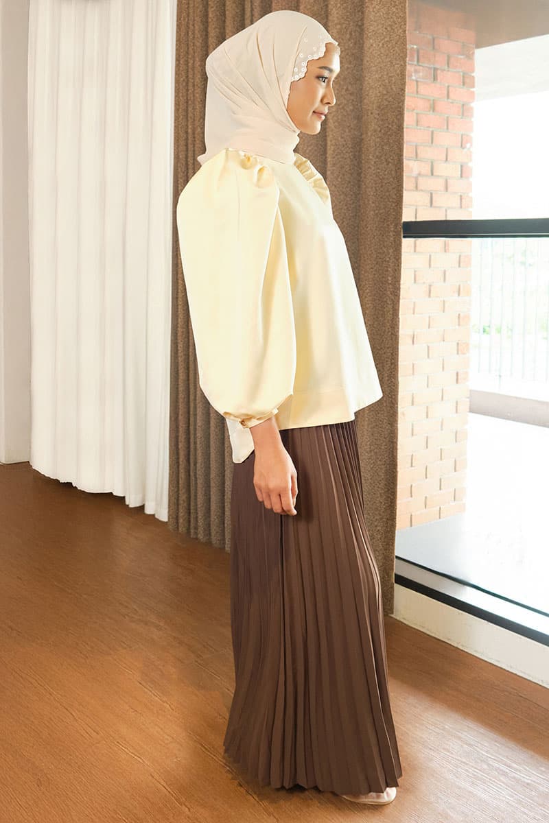 Bayley Puff Shoulder Blouse - Buttermilk - Image 3