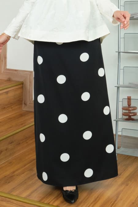 Roy A-Line Skirt - Black/White Polka