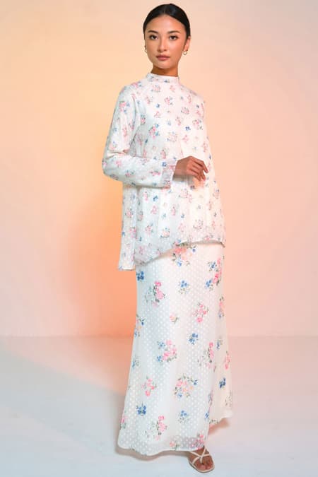 Aurinda Blouse & Skirt - Vanilla Bouquet