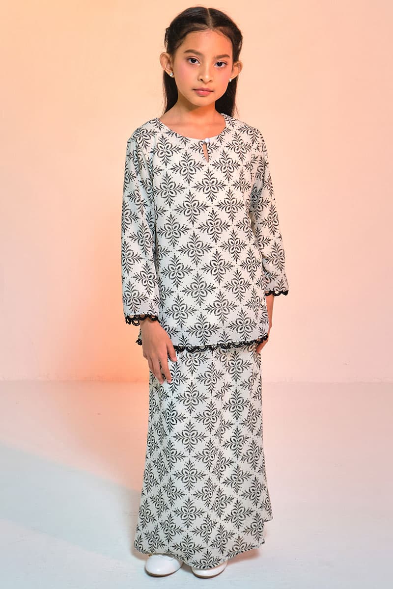 KIDS Aurora Set - Cream/Black Damask - Image 1