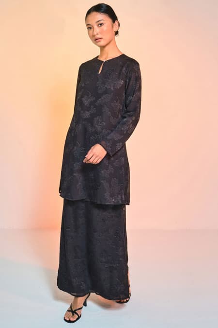 Gemerlita Blouse & Skirt - Black