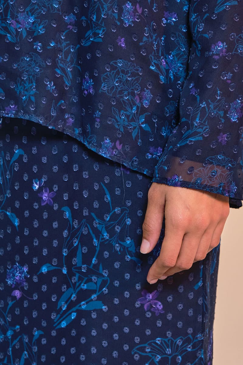 Serilina Blouse & Skirt - Midnight Botanical - Image 6