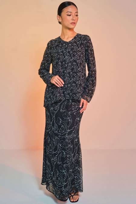 Serilina Blouse & Skirt - Black Floral Art