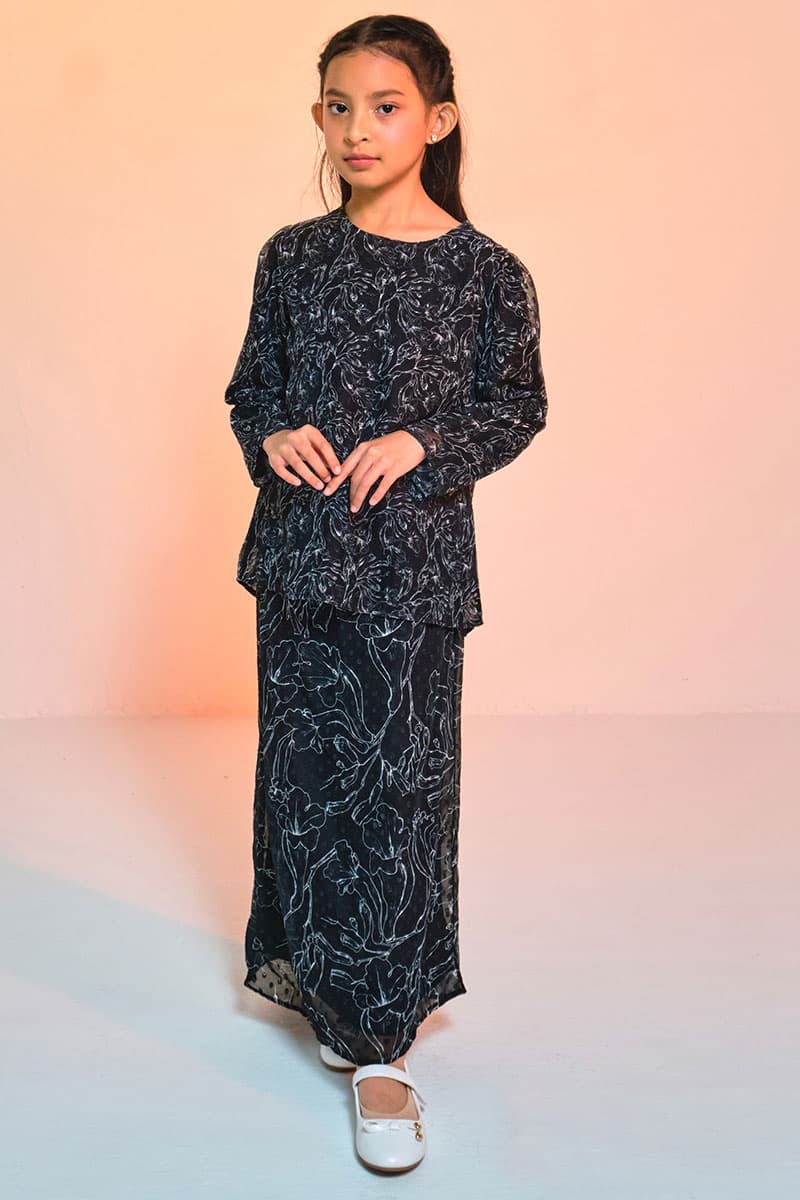 KIDS Serilina Set - Black Floral Art - Image 1