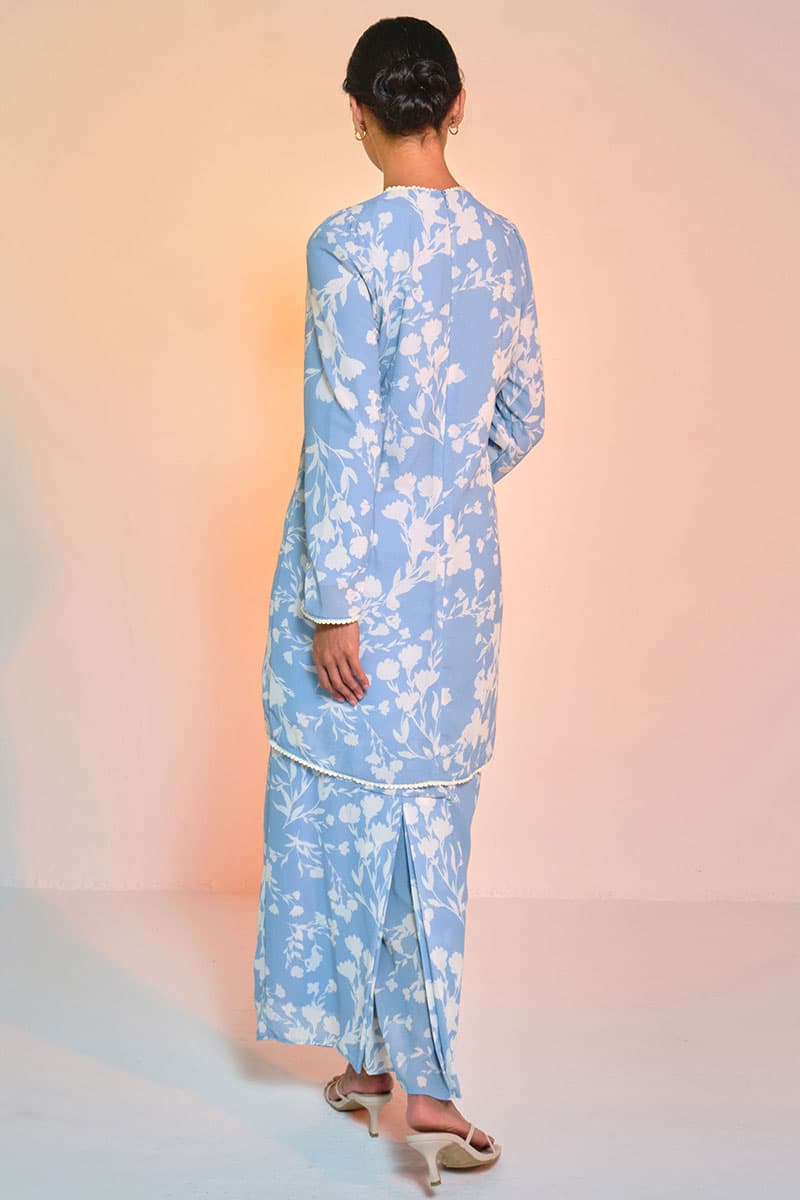 Bulanara Blouse & Skirt - Lake Blue Fleur - Image 4