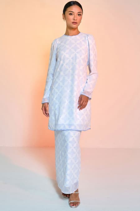 Bulanara Blouse & Skirt - White/Blue Damask