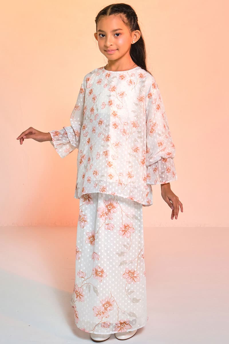 KIDS Suria Set - Vanilla/Pink Floral - Image 1