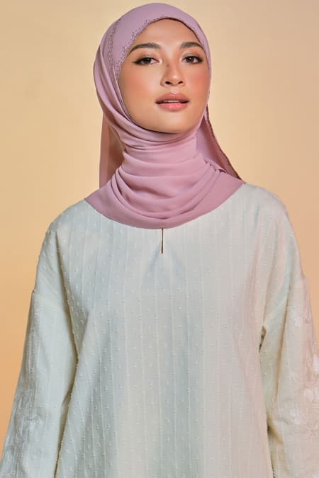 Tanuja Embroidered Scallop Headscarf - Wild Rose