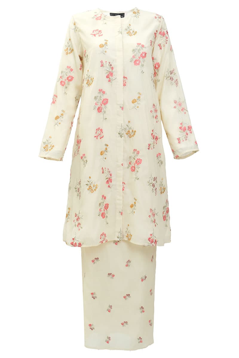 Almira Blouse & Skirt - Vanilla - Image 2