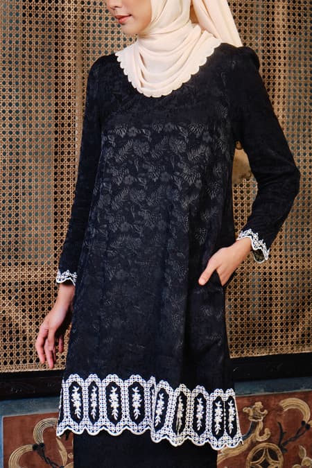 Angsana Blouse & Skirt - Black