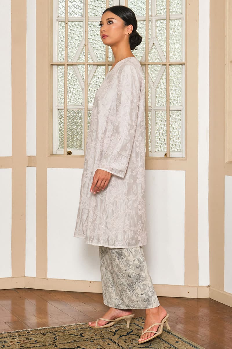 Sutra Blouse & Skirt - Silver/Greige - Image 3