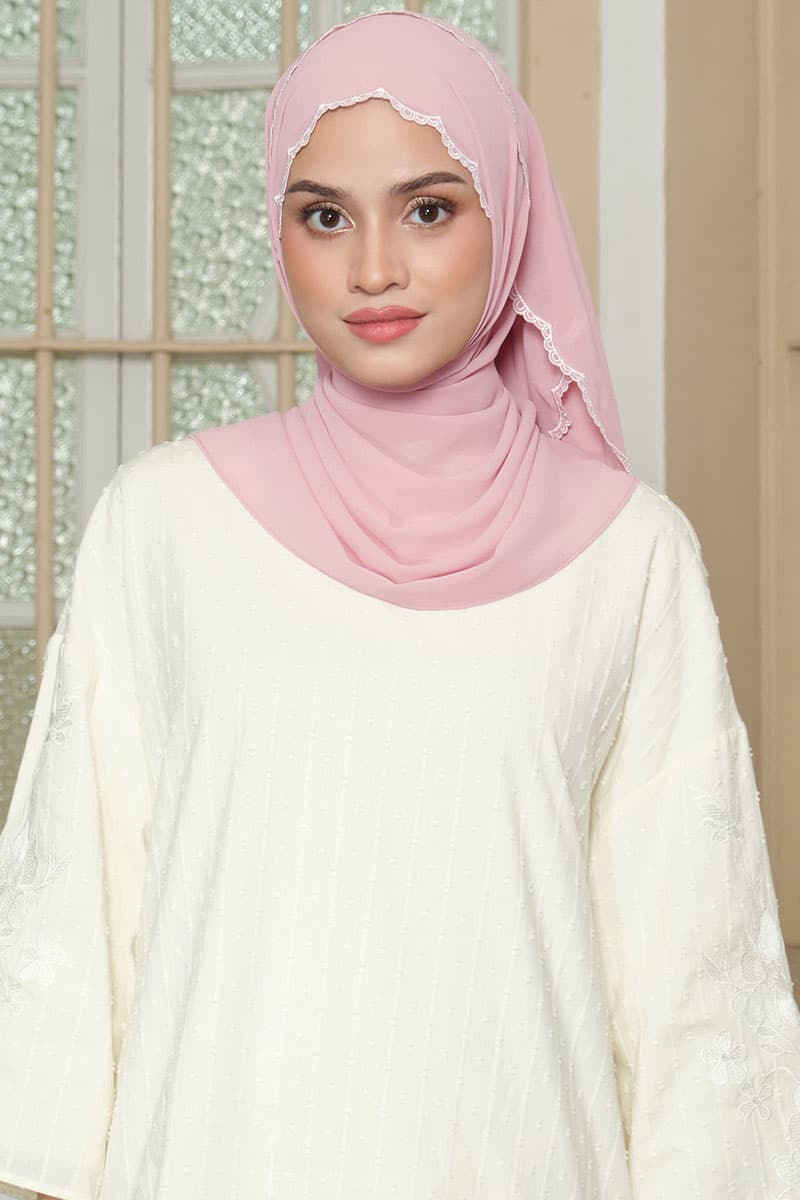 Lilita Embroidered Scallop Headscarf - Dusty Pink - Image 1