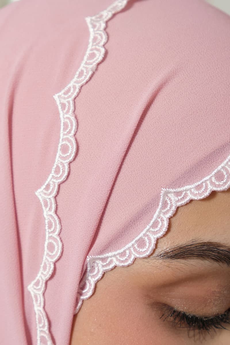 Lilita Embroidered Scallop Headscarf - Dusty Pink - Image 3