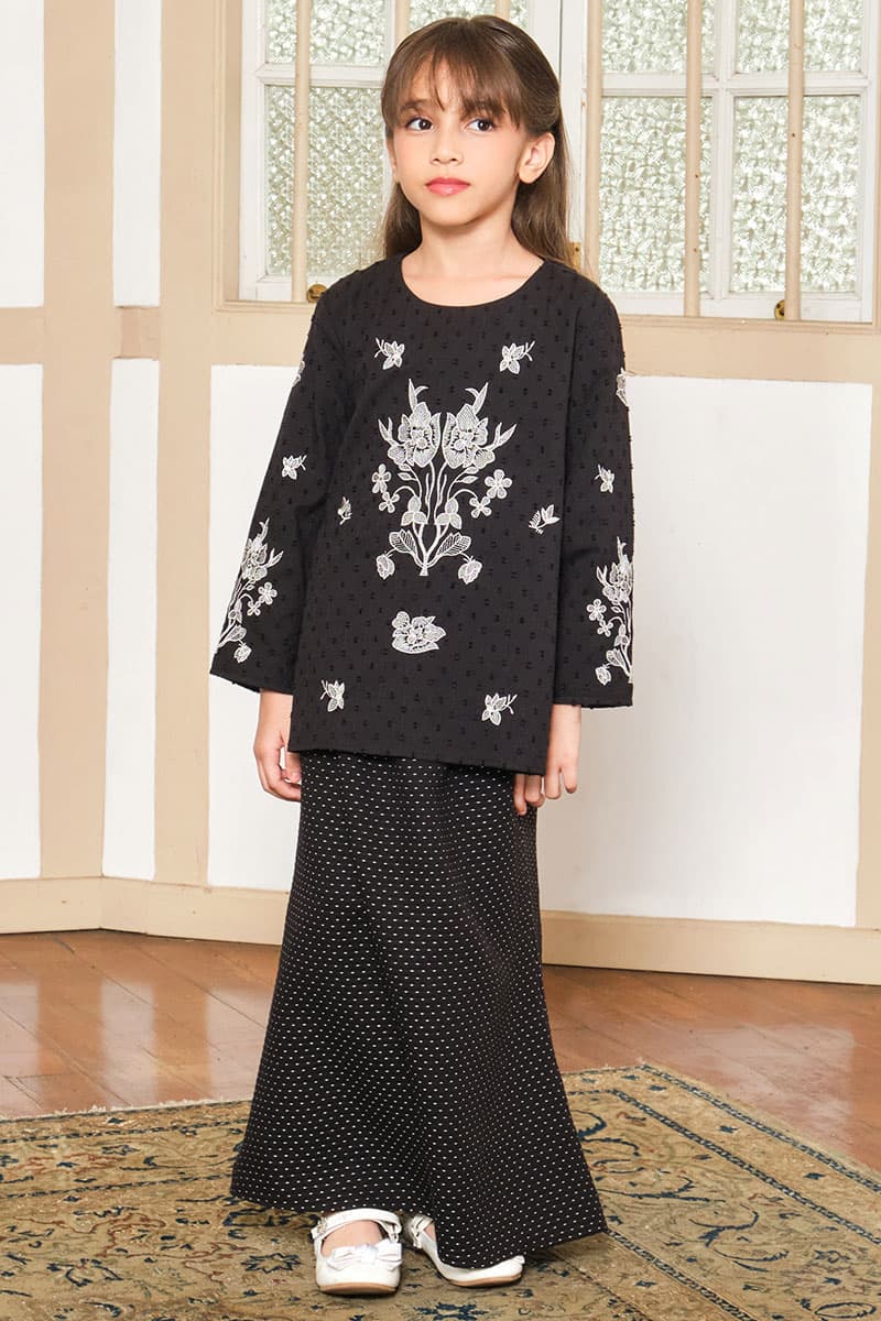 KIDS Ayunda Set - Black/Black - Image 1