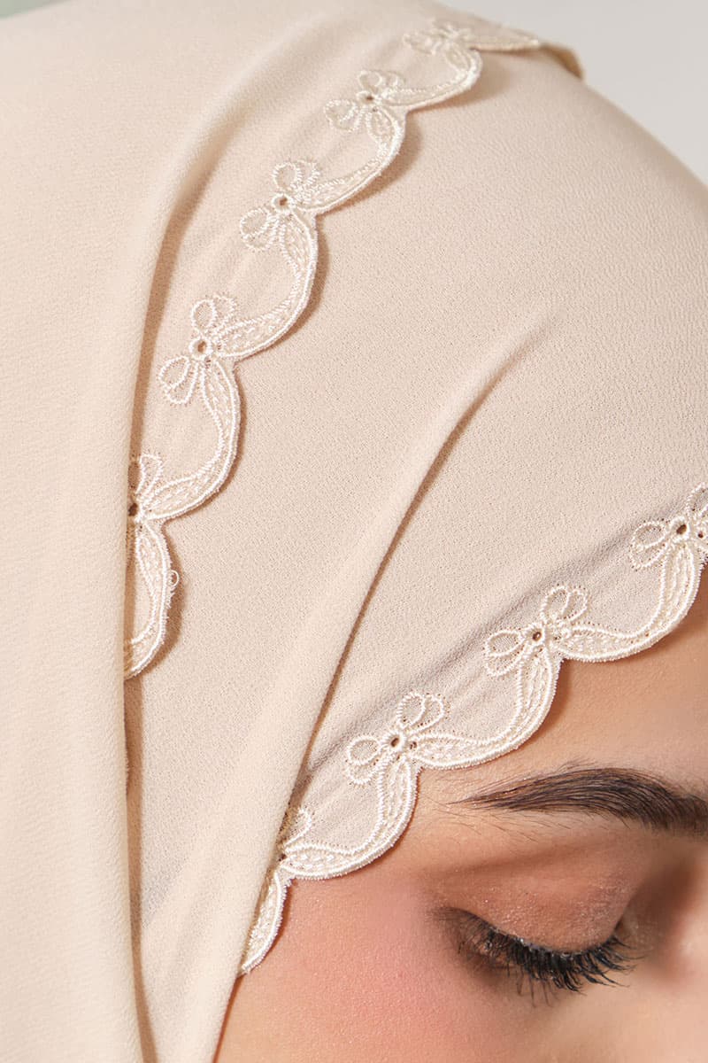 Kalyani Embroidered Scallop Headscarf - Oatmilk - Image 3