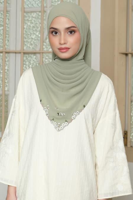 Thalya Embroidered Chiffon Headscarf - Soft Matcha