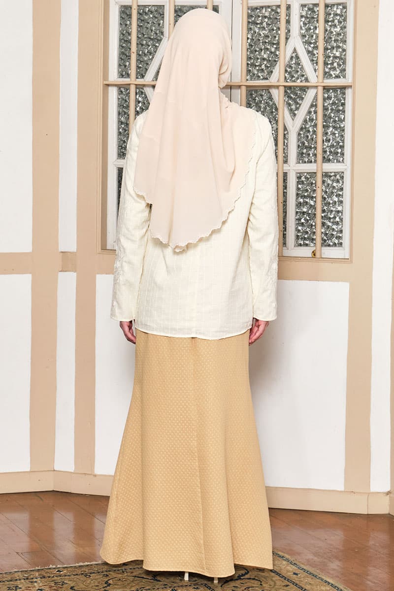 COTTON Ayunda Blouse & Skirt - Cream/Khaki - Image 4