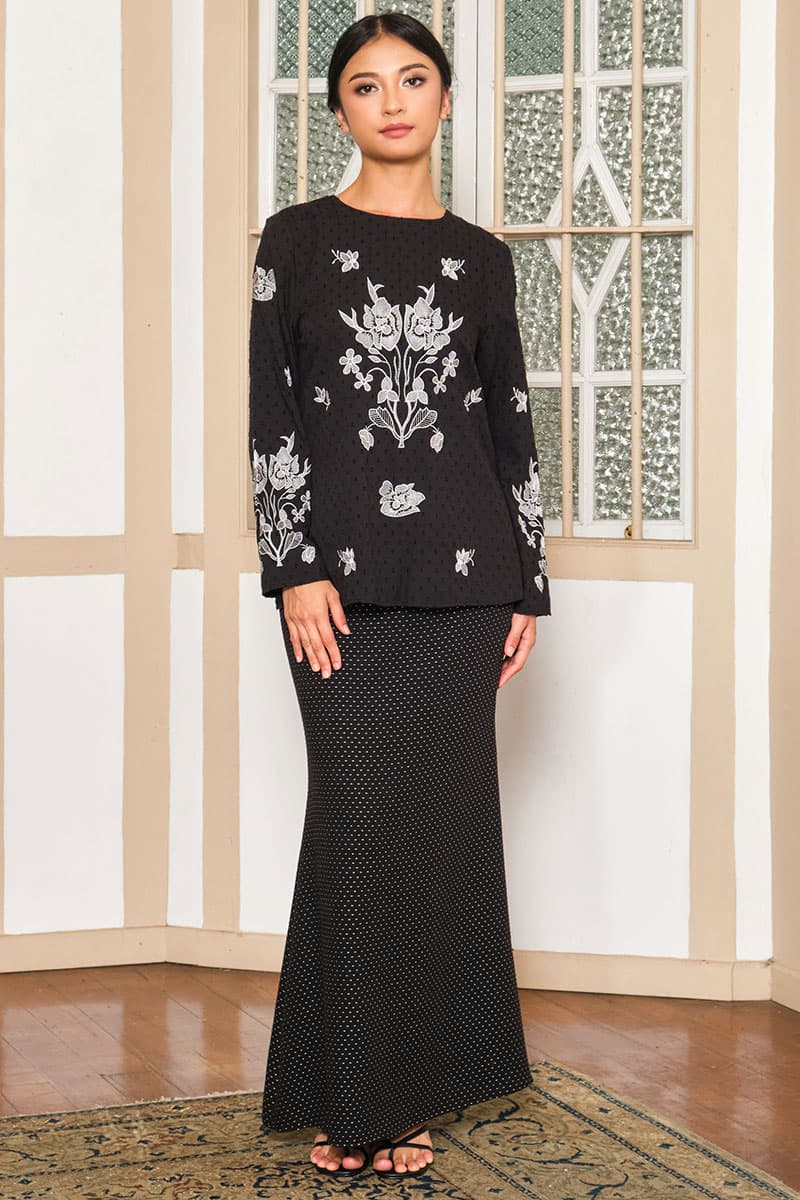 COTTON Ayunda Blouse & Skirt - Black/Black - Image 1