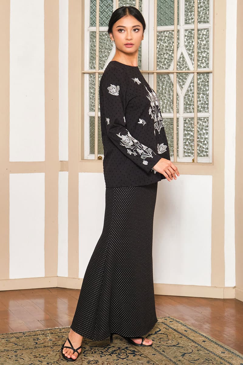 COTTON Ayunda Blouse & Skirt - Black/Black - Image 3