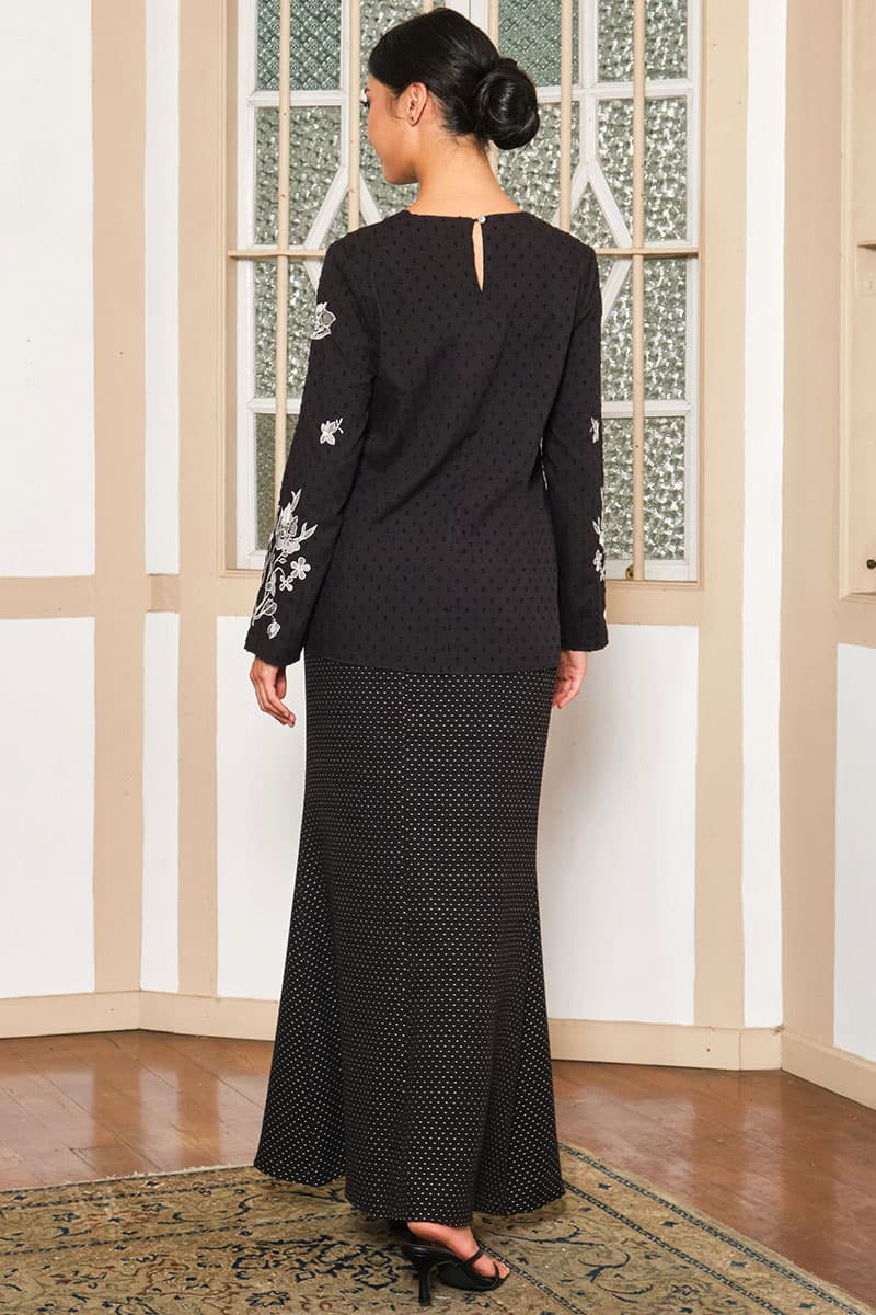 COTTON Ayunda Blouse & Skirt - Black/Black - Image 4