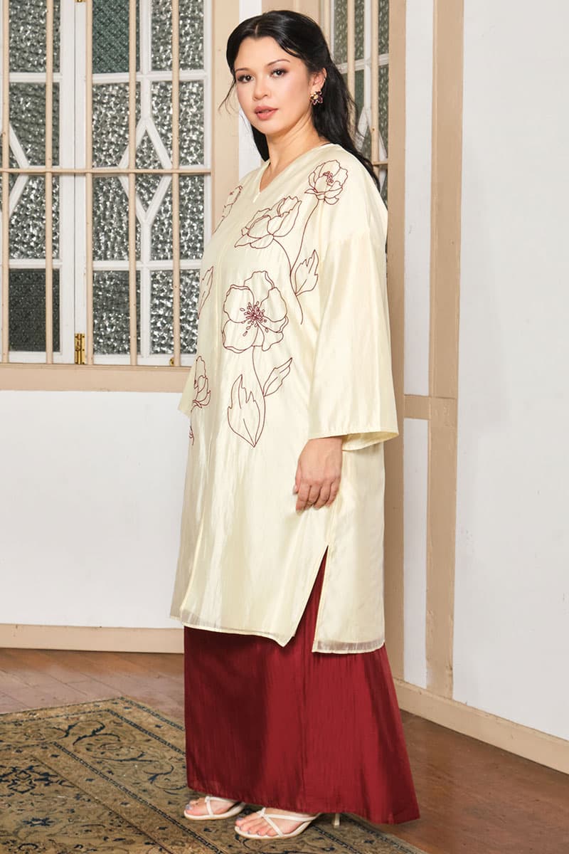 Hanna Blouse & Skirt - Vanilla/Maroon - Image 9