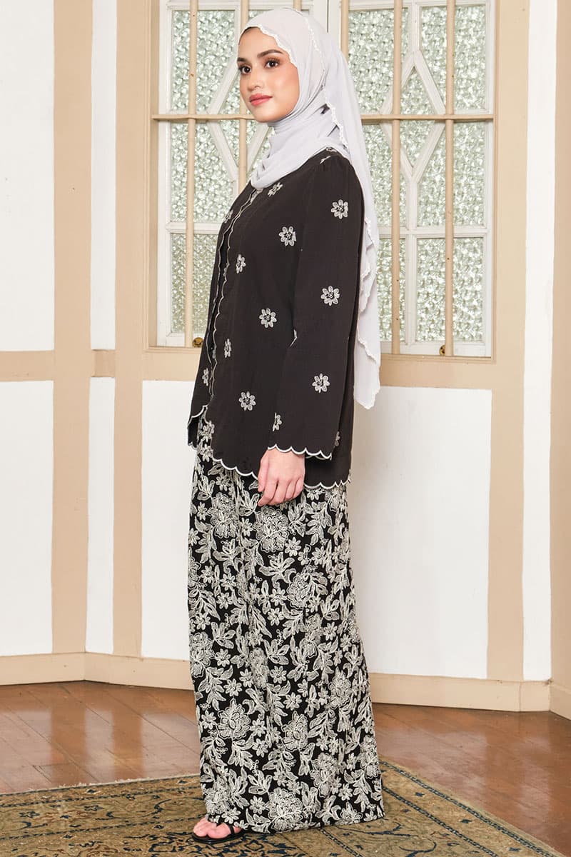 COTTON Indera Blouse & Skirt - Black - Image 3