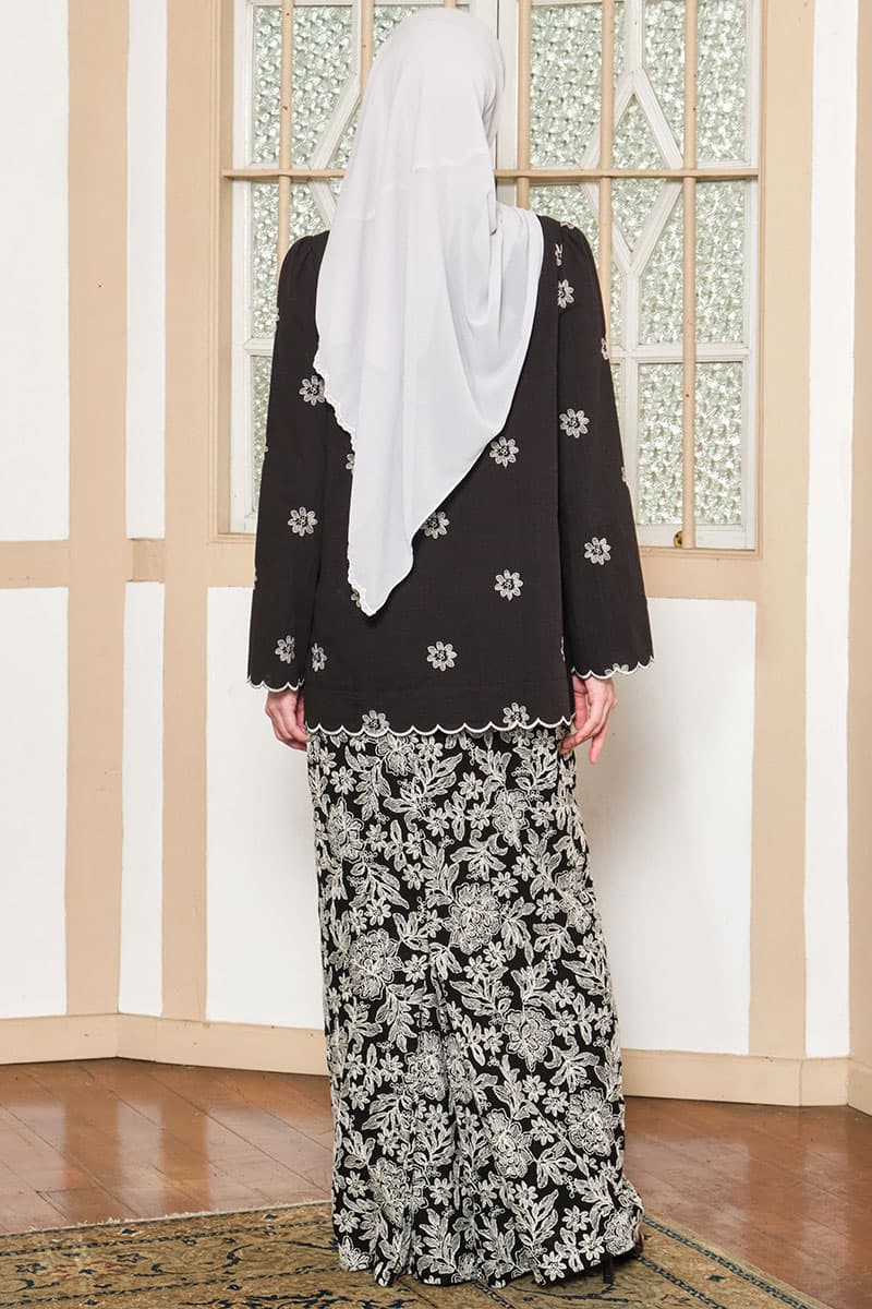 COTTON Indera Blouse & Skirt - Black - Image 4