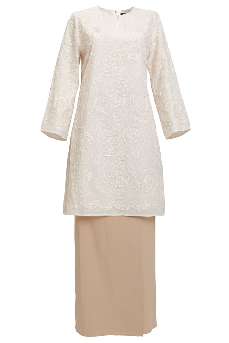 COTTON Selasih Blouse & Skirt - Cream/Oatmilk - Image 2