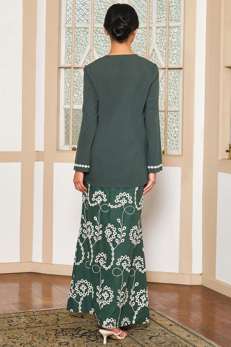COTTON Tulira Blouse & Skirt - Forest Green - Image 4