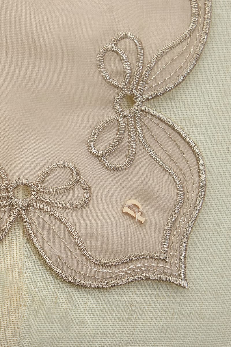 Arya Scallop Selendang - Ecru - Image 2