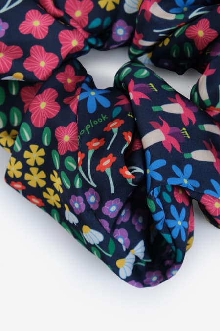 Raya'26 Kaseh Scrunchie - Midnight