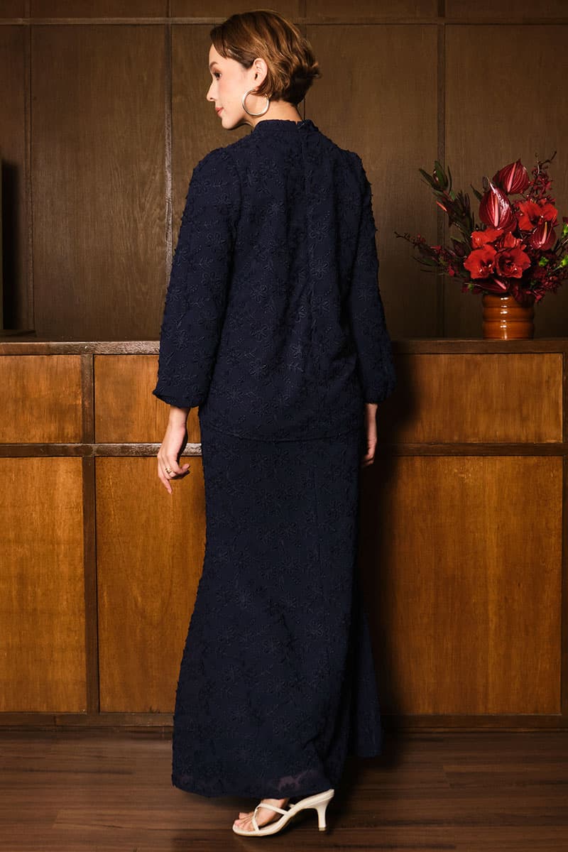 Surendra Blouse & Skirt - Eclipse - Image 4