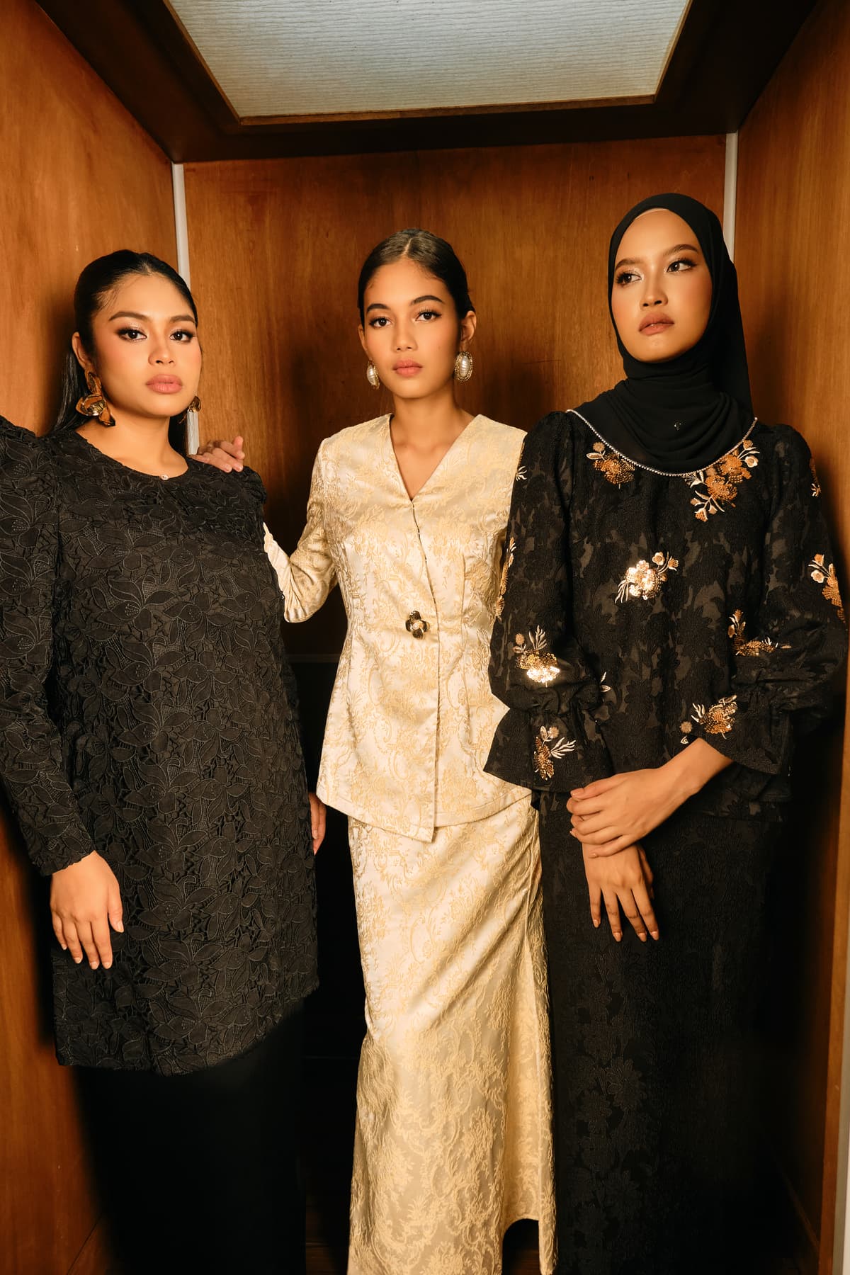 Devandra Blouse & Skirt - Black - Image 7