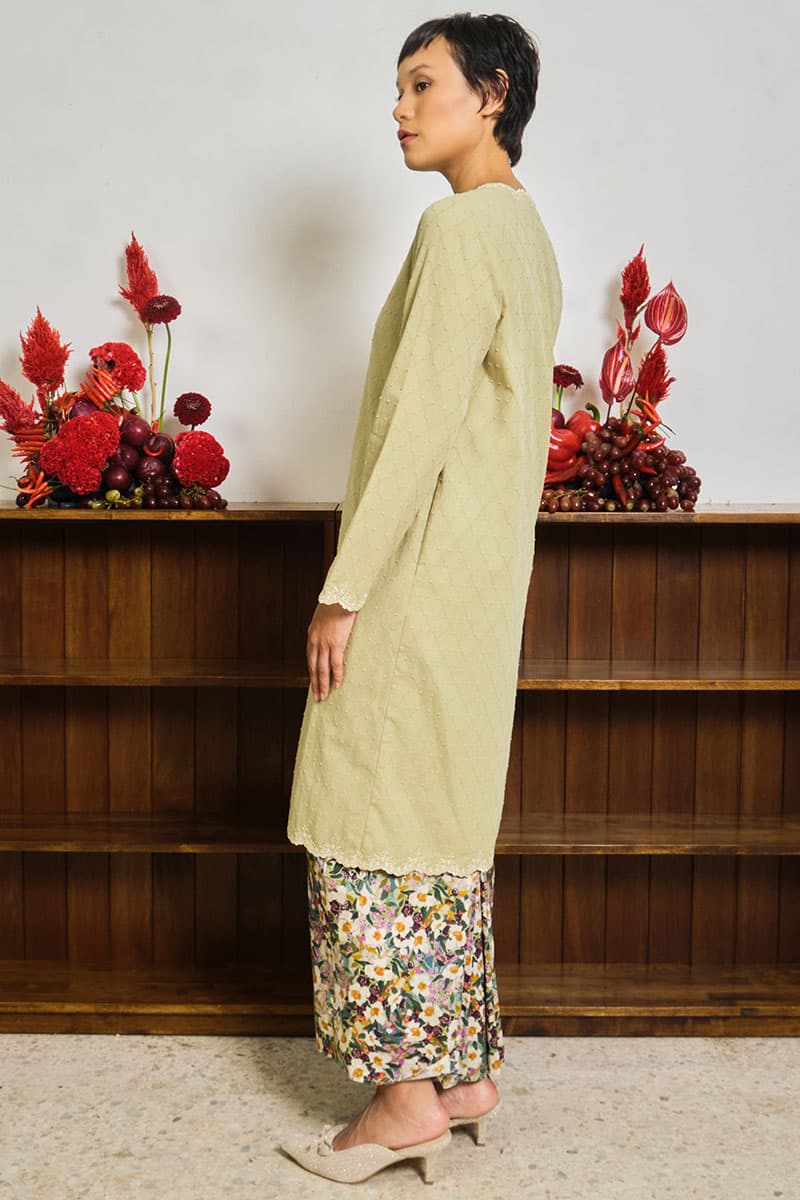 COTTON Bidasari Blouse & Skirt - Matcha/Multi Print - Image 3