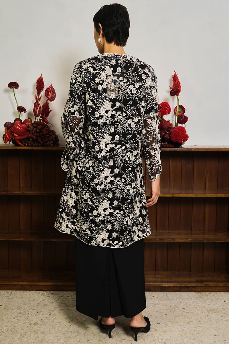 Mayangsari Blouse & Skirt - Black/Black - Image 4