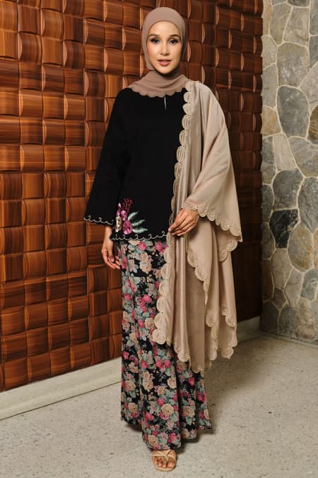 COTTON Khawla Blouse & Skirt - Black