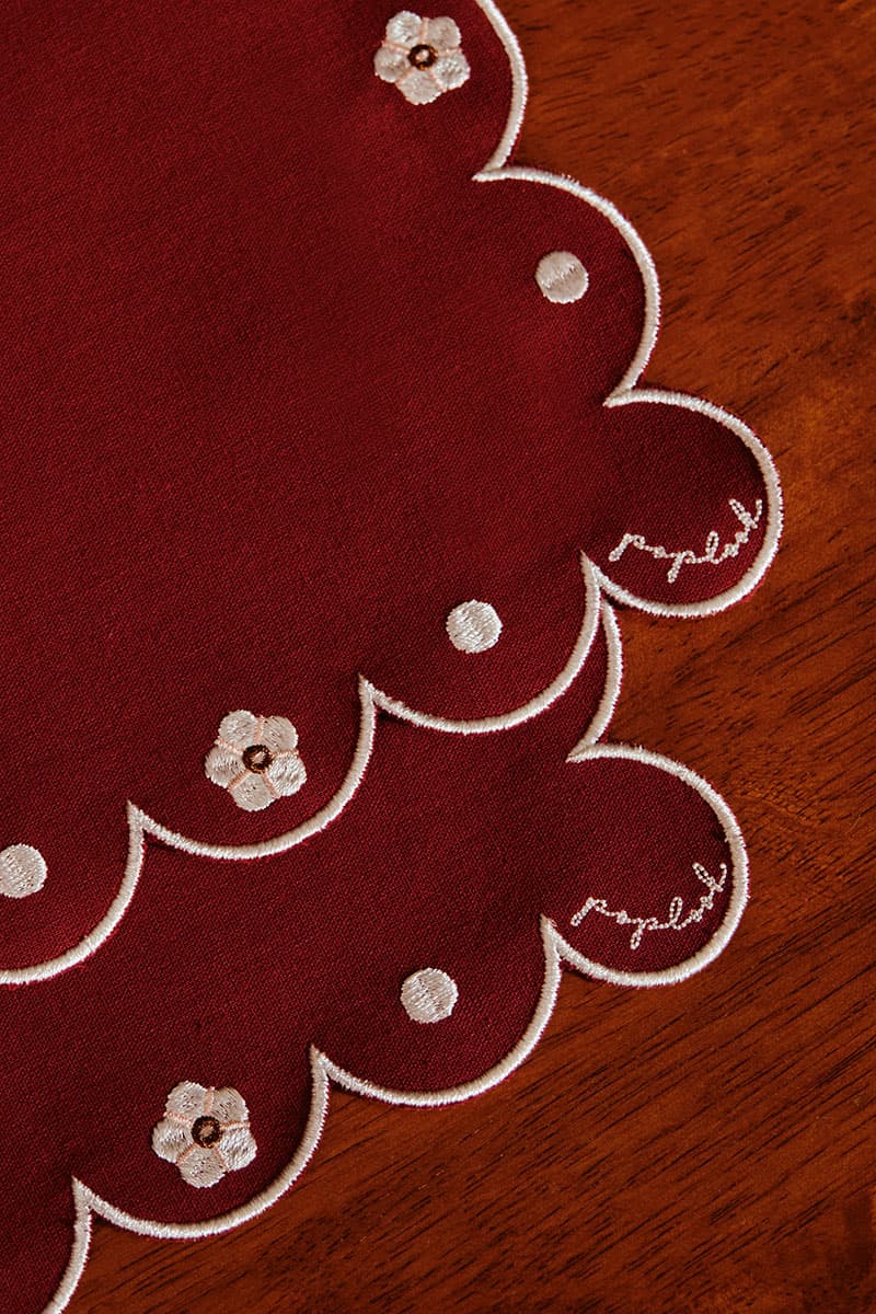 Sunny Scalloped Placemat Set - Maroon - Image 2
