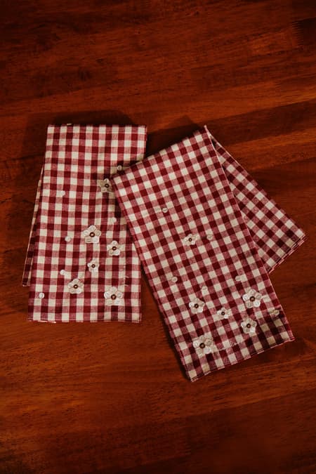 Orson Embroidered Napkin Set - Maroon Check