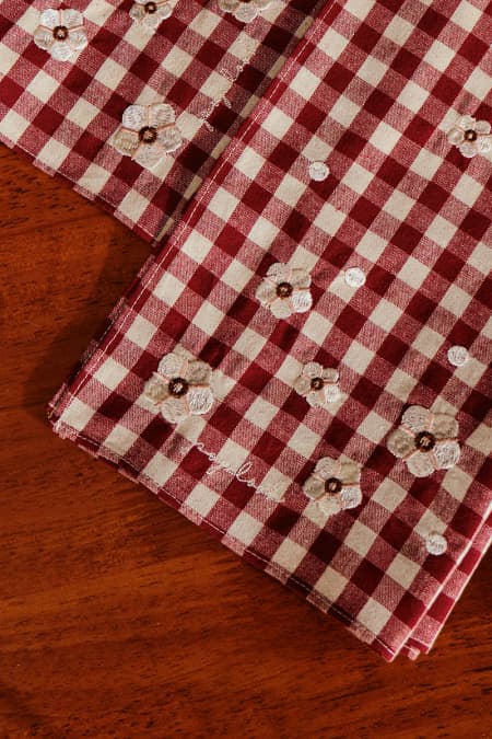 Orson Embroidered Napkin Set - Maroon Check