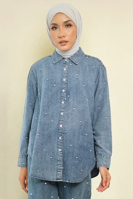 Lana Front Button Shirt - Light Wash