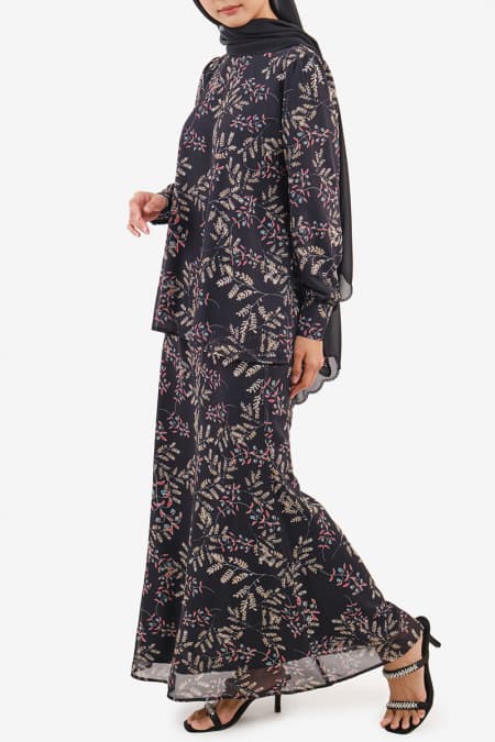 Muminah Mermaid Chiffon Skirt - Black/Cream Floral