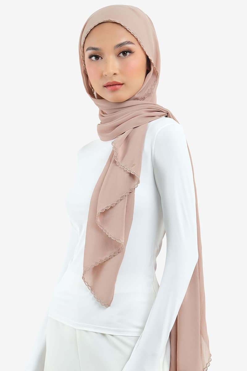 Aisyah Scallop Headscarf - Sand - Image 1