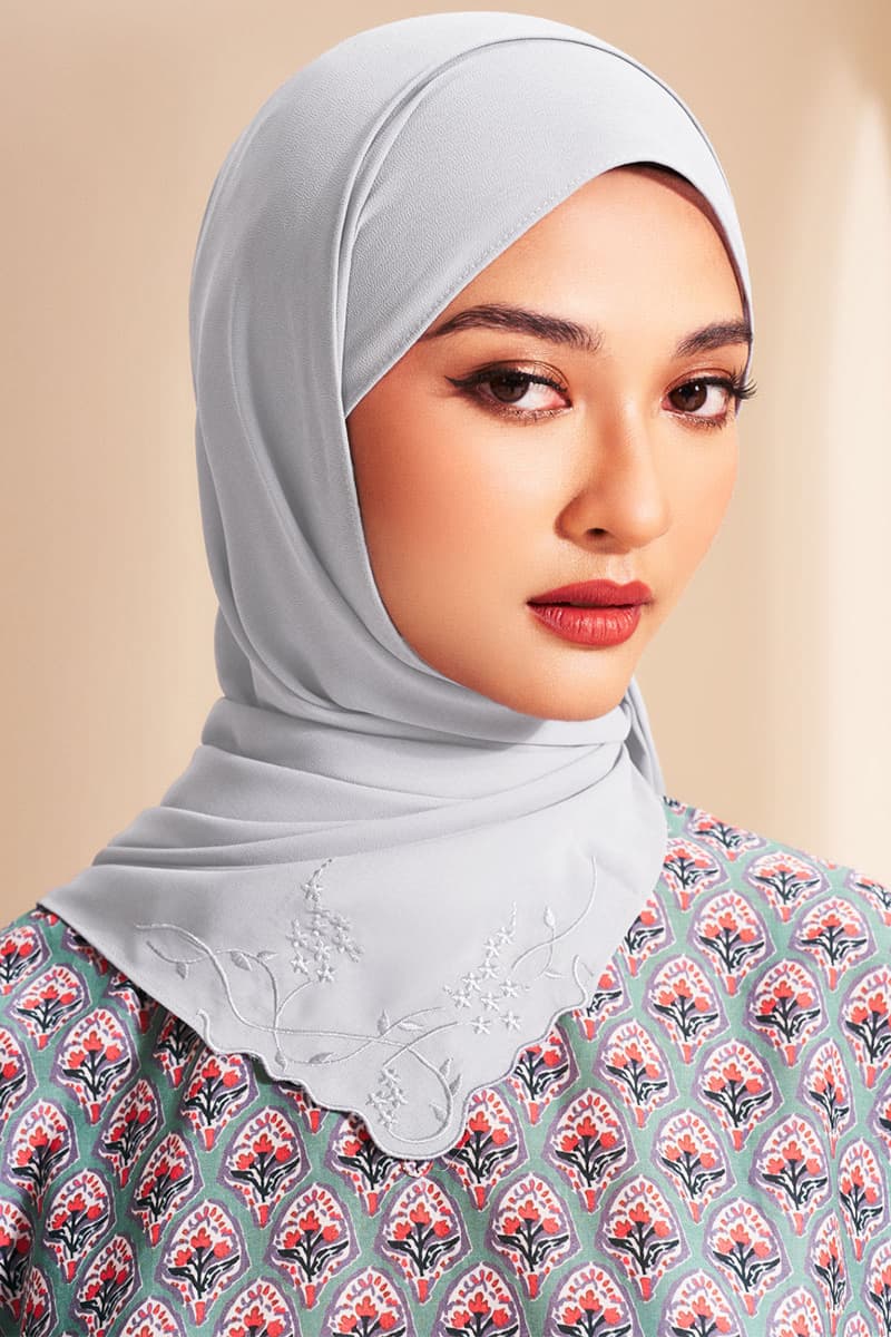 Fauziah Rectangle Chiffon Headscarf - Light Grey - Image 1