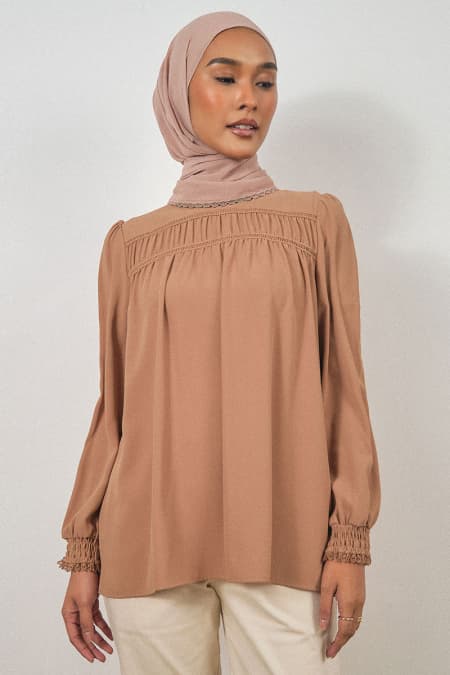 Daytona Flared Blouse - Hazelnut