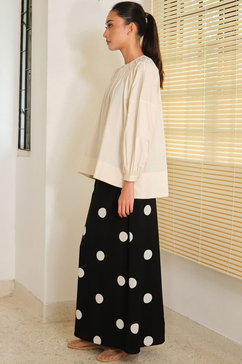 Daliah Drop Shoulder Blouse - Oatmilk - Image 3