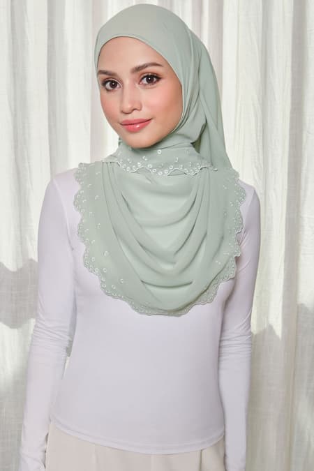 Aleandra Embroidered Scallop Headscarf - Seafoam/White